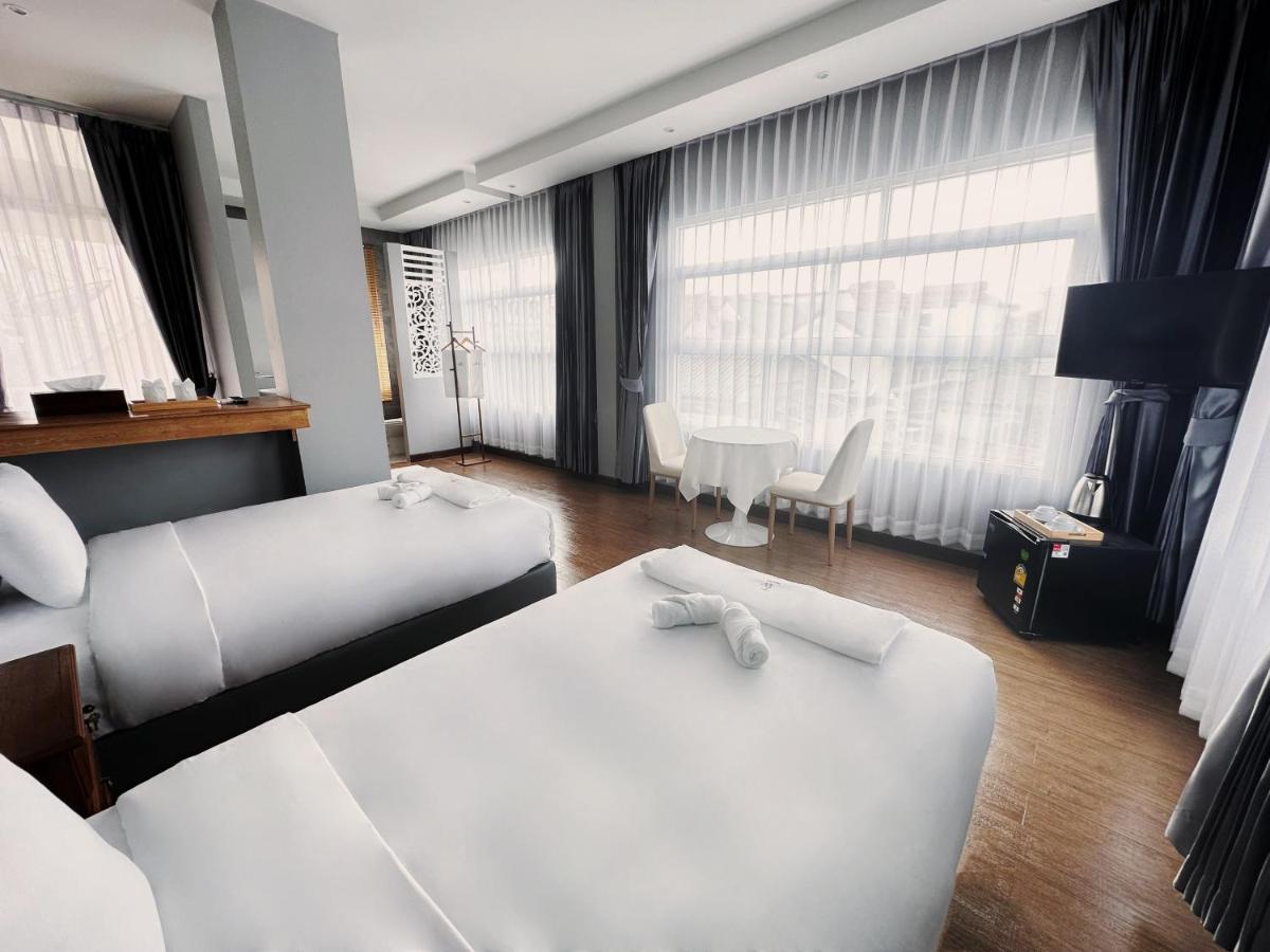 Auberge de jeunesse The White House Rachamankha เดอะ ไวท์เฮ้าส์ ราชมรรคา à Chiang Mai Extérieur photo