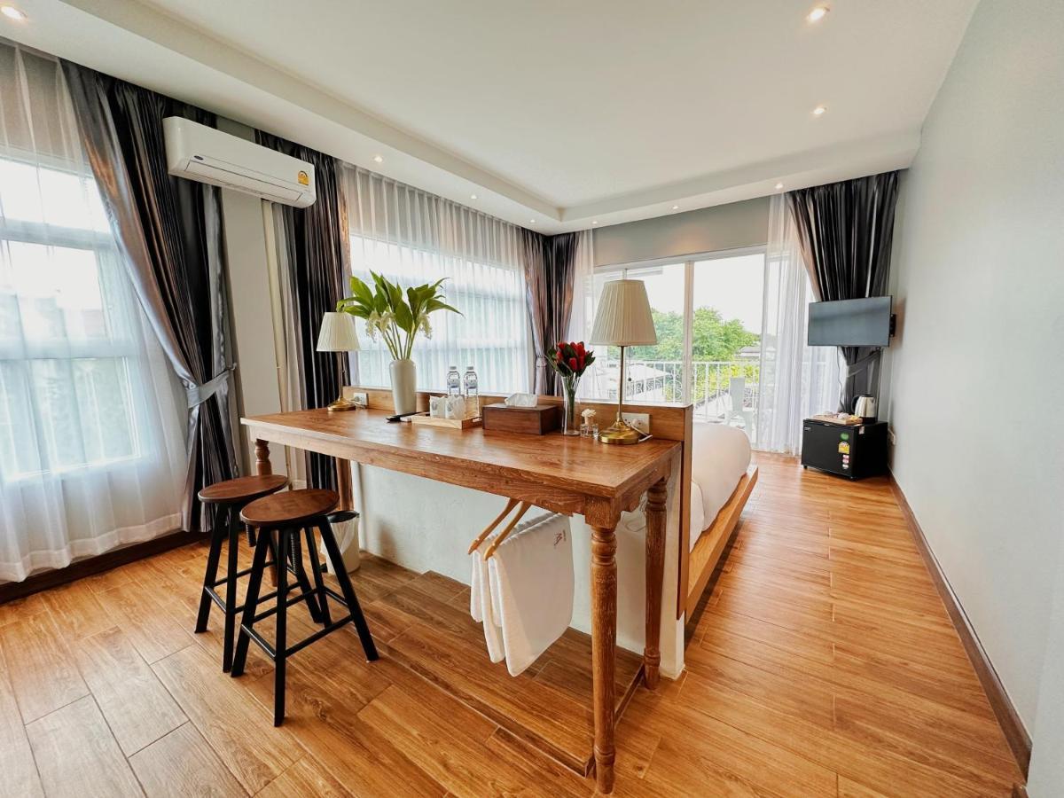 Auberge de jeunesse The White House Rachamankha เดอะ ไวท์เฮ้าส์ ราชมรรคา à Chiang Mai Extérieur photo