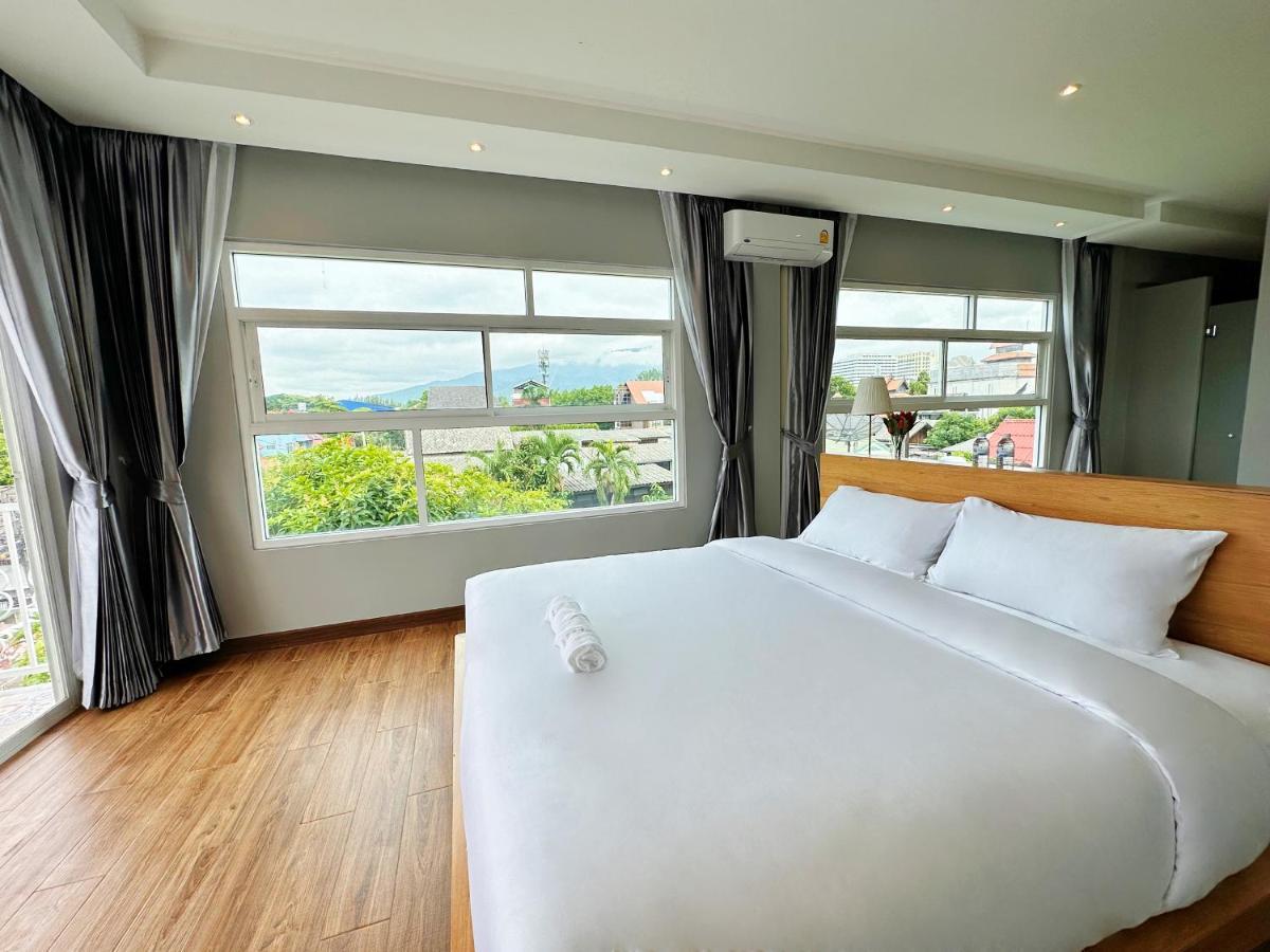 Auberge de jeunesse The White House Rachamankha เดอะ ไวท์เฮ้าส์ ราชมรรคา à Chiang Mai Extérieur photo