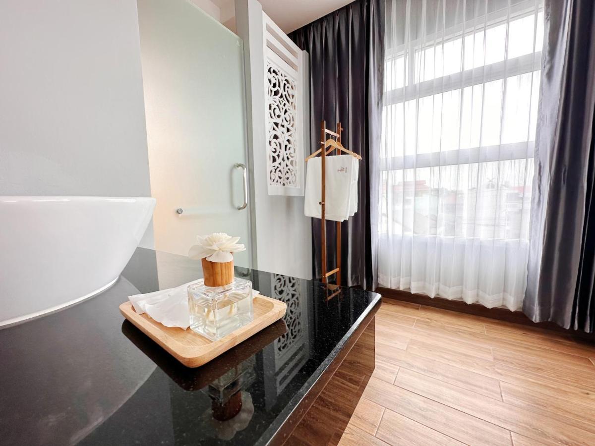 Auberge de jeunesse The White House Rachamankha เดอะ ไวท์เฮ้าส์ ราชมรรคา à Chiang Mai Extérieur photo