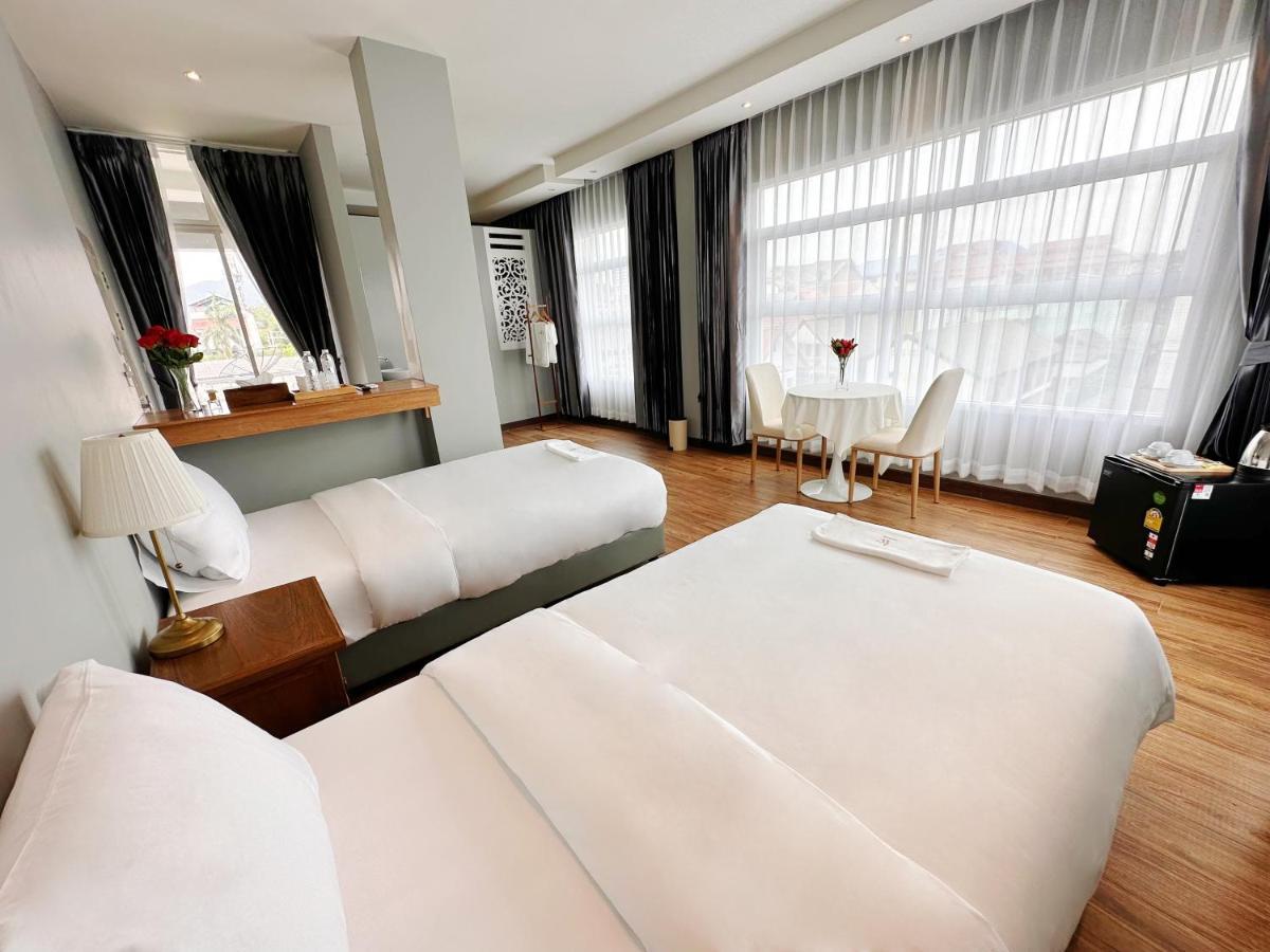Auberge de jeunesse The White House Rachamankha เดอะ ไวท์เฮ้าส์ ราชมรรคา à Chiang Mai Extérieur photo